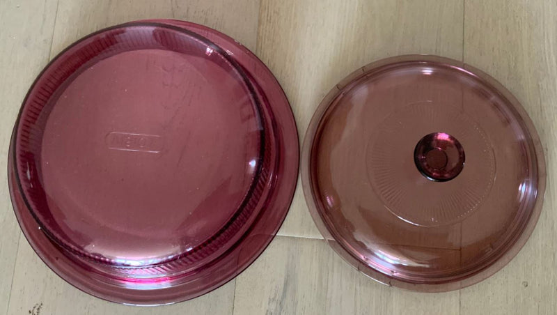 Corning Vision V31B 1QT Cranberry Casserole Dish