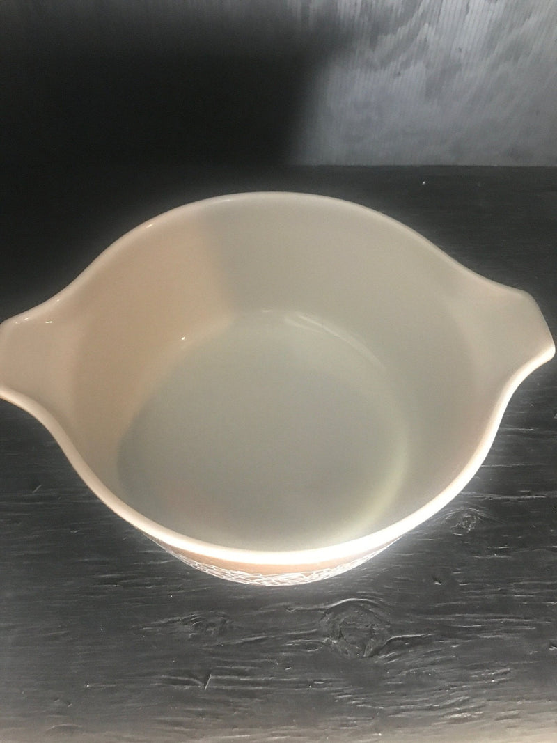 Pyrex 475 Woodland 2.5 Quart Casserole Dish