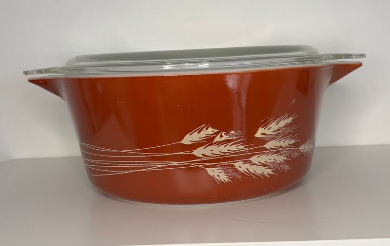 Vintage Pyrex Woodland Casserole Dish 2.5qt #475-B