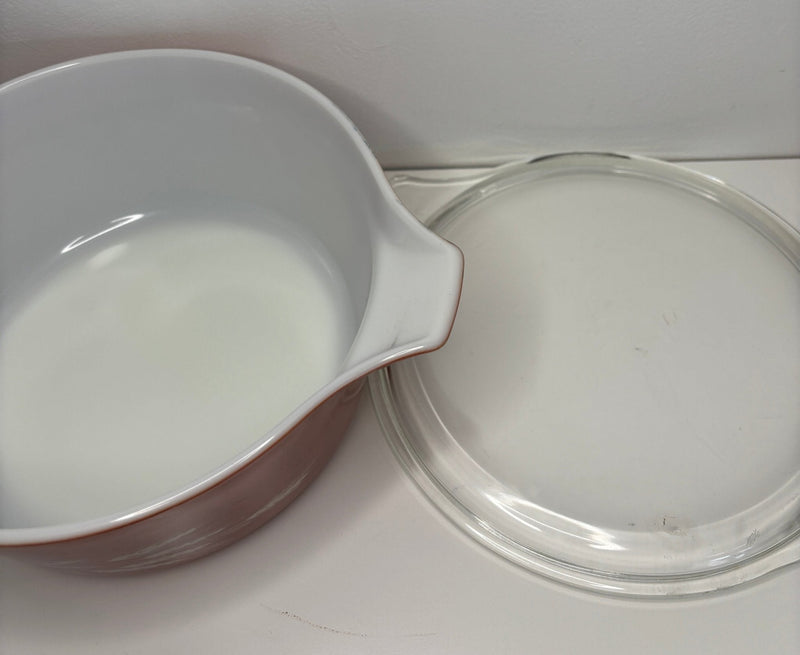 Vintage Pyrex Woodland Casserole Dish 2.5qt #475-B